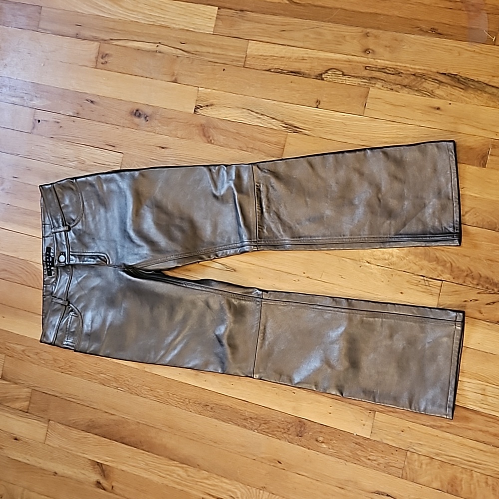 NWOT Theory Metallic Brown  pewter Leather Pants (size 2 )bronze